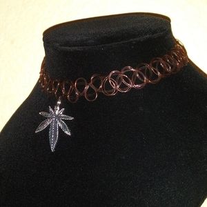 Marijuana leaf charm necklace